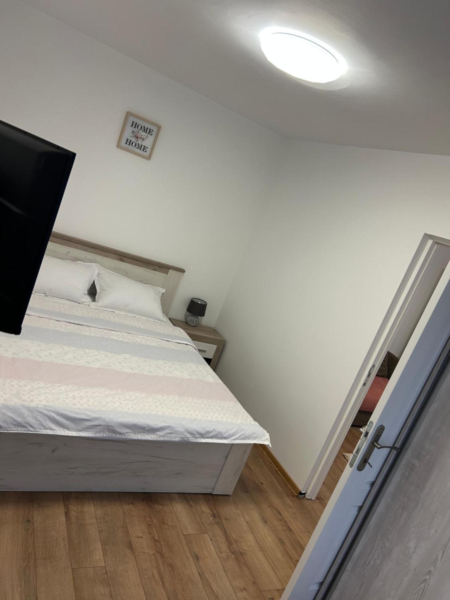 Lillia House Apartment Brasov Ngoại thất bức ảnh